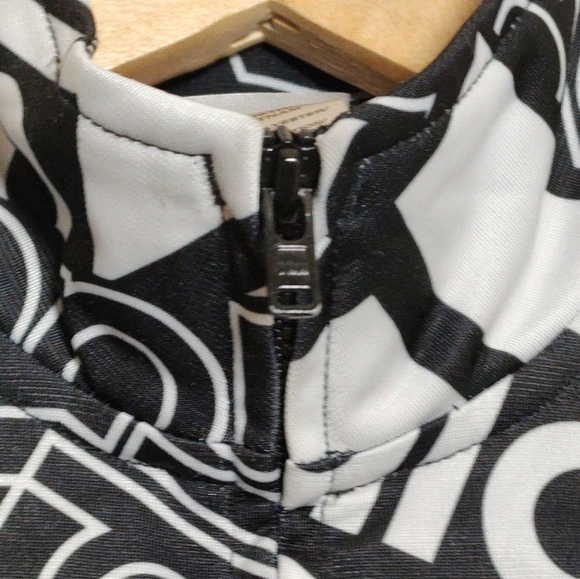 Adidas Black and White Logo Zip Up Jacket - Picture 5 of 10